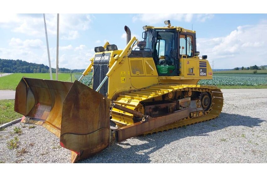 D 65 PX-18