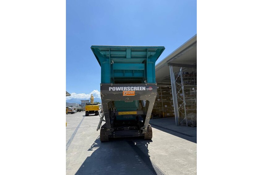 Premiertrak 330